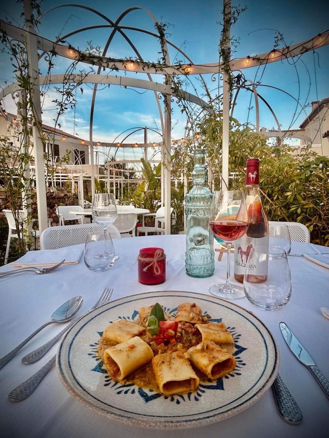 Villa Cavalieri Country Hotel Pula Eksteriør billede